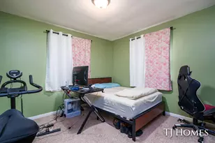 2536 Day Ave NW, Grand Rapids, MI 49544 - Photo 17