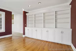714 N Shore Dr, Holland, MI 49424 - Photo 25