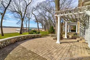 714 N Shore Dr, Holland, MI 49424 - Photo 13