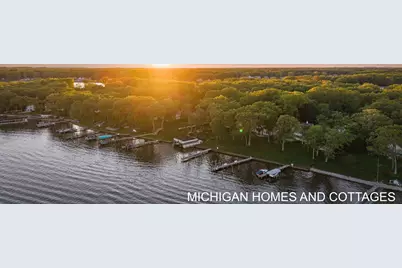 714 N Shore Drive, Holland, MI 49424 - Photo 5