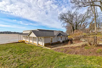 714 N Shore Drive, Holland, MI 49424 - Photo 5
