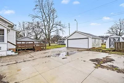 4641 Pinehurst Avenue SW, Grand Rapids, MI 49548 - Photo 17