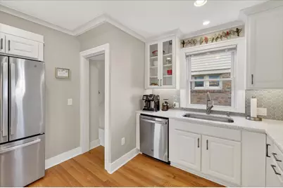 219 N Edison Avenue, Royal Oak, MI 48067 - Photo 5