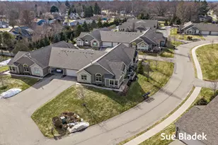 1210 Waterwalk Dr, Holland, MI 49423 - Photo 51