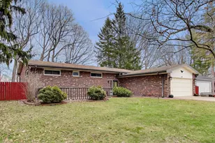 4749 S Cedar Trail, Stevensville, MI 49127 - Photo 3