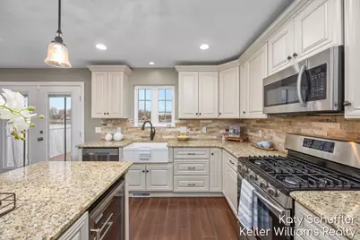7896 Bay Meadow, Canadian Lakes, MI 49346 - Photo 11