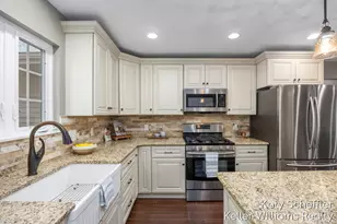 7896 Bay Mdw, Canadian Lakes, MI 49346 - Photo 13