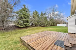 8126 Cypress Cir, Dexter, MI 48130 - Photo 9