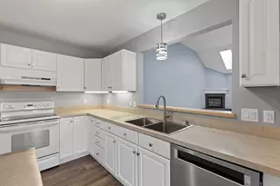 500 Richlyn Dr, Adrian, MI 49221 - Photo 5