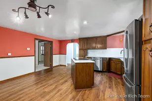 1380 Lake Michigan Dr NW, Grand Rapids, MI 49534 - Photo 17