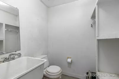 1380 Lake Michigan Drive NW, Grand Rapids, MI 49534 - Photo 37