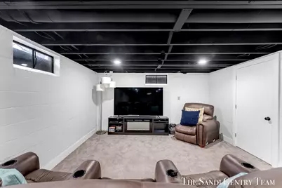 1508 Wisconsin Street, Grand Haven, MI 49417 - Photo 31