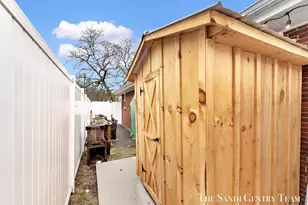 1508 Wisconsin St, Grand Haven, MI 49417 - Photo 39