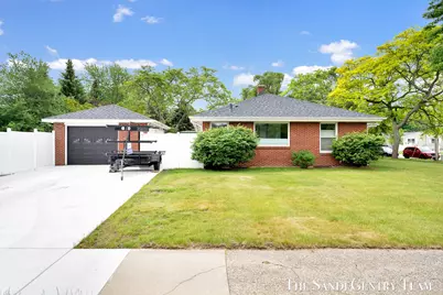1508 Wisconsin Street, Grand Haven, MI 49417 - Photo 1