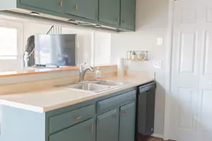 38165 Greenwood St, Westland, MI 48185 - Photo 11