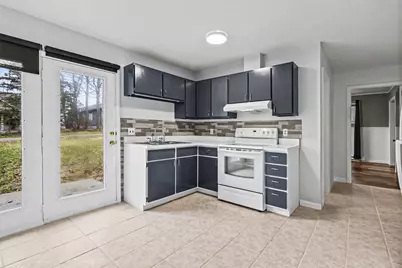 7896 Central Avenue, Coloma, MI 49038 - Photo 5