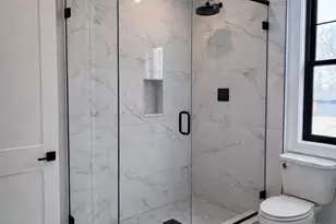 5615 Old Orchard Trail, Orchard Lake, MI 48324 - Photo 13