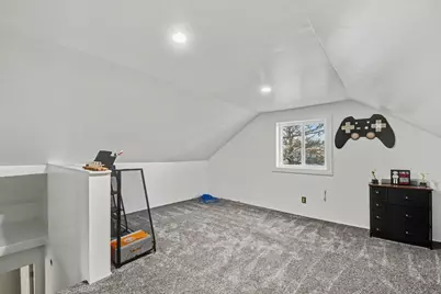 548 Hall Street, Ionia, MI 48846 - Photo 17