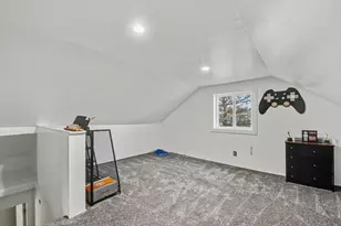 548 Hall St, Ionia, MI 48846 - Photo 17