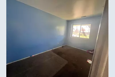 8160 Sussex Street, Detroit, MI 48228 - Photo 5