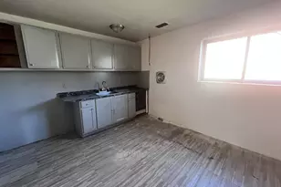 8160 Sussex St, Detroit, MI 48228 - Photo 3