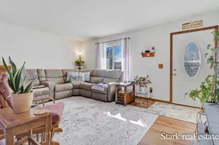 3142 Glenrick Ave, Muskegon, MI 49442 - Photo 9