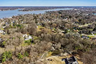 687 Lugers Rd, Holland, MI 49423 - Photo 3