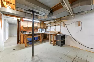 39063 Grennada St, Livonia, MI 48154 - Photo 33