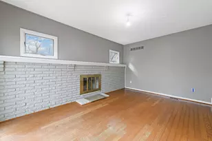 39063 Grennada St, Livonia, MI 48154 - Photo 13