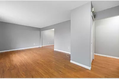 39063 Grennada Street, Livonia, MI 48154 - Photo 5