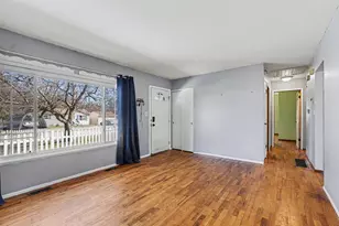 341 Algonquin St, Battle Creek, MI 49037 - Photo 7