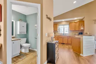 8905 N Clearwater Dr, Zeeland, MI 49464 - Photo 27