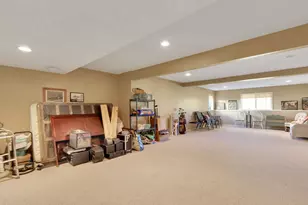 8905 N Clearwater Dr, Zeeland, MI 49464 - Photo 45