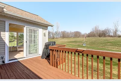 8905 N Clearwater Drive, Zeeland, MI 49464 - Photo 7