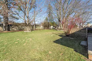 467 Douglas St, Ypsilanti, MI 48197 - Photo 9