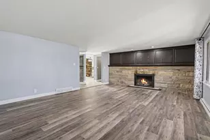 244 Downey Dr, Benton Harbor, MI 49022 - Photo 3