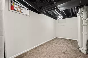 2015 Kalamazoo Ave SE, Grand Rapids, MI 49507 - Photo 7