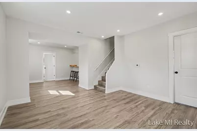 372 60th Street SE, Grand Rapids, MI 49548 - Photo 7