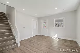 372 60th St SE, Grand Rapids, MI 49548 - Photo 19