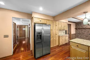 5023 Creekview Dr SE, Grand Rapids, MI 49508 - Photo 13