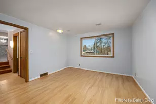 5023 Creekview Dr SE, Grand Rapids, MI 49508 - Photo 21