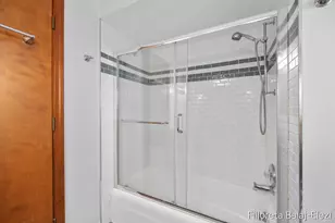 5023 Creekview Dr SE, Grand Rapids, MI 49508 - Photo 19