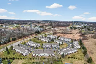 518 Dockside Cir, Holly, MI 48442 - Photo 31