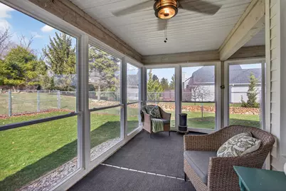 2018 W Coachlight Drive, Jackson, MI 49201 - Photo 31