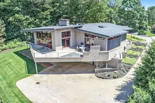 6465 Sandhill Ln, Fennville, MI 49408 - Photo 3