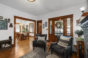 52 Devonshire Rd, Pleasant Ridge, MI 48069 - Photo 5