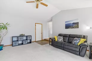 1380 S Hidden Creek Dr, Saline, MI 48176 - Photo 19