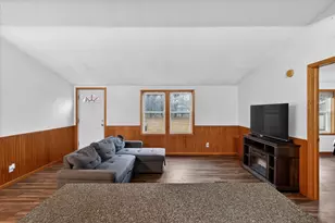 9300 E Hillis Rd, Vestaburg, MI 48891 - Photo 7