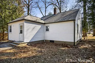 2526 Pennsylvania Ave, Muskegon, MI 49445 - Photo 33