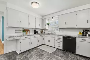 3769 Cheyenne Dr SW, Grandville, MI 49418 - Photo 9